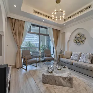 Burj Khalifa Partial View Peak Living Luxury 2br Souk Al-bahar Beside Mall-golden Homes شقة